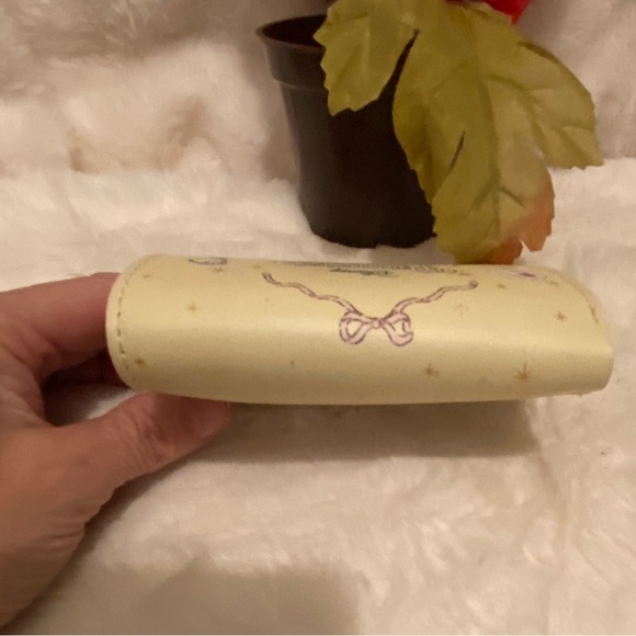 EUC Disney wallet - Picture 3 of 7